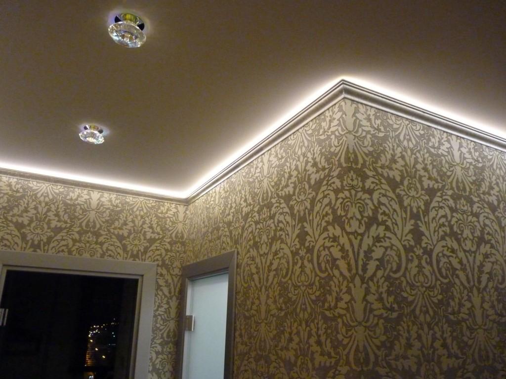 Галтели с подсветкой для потолка